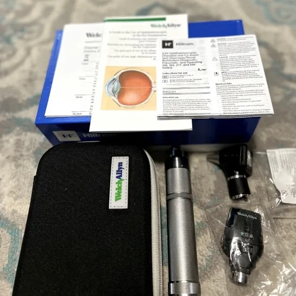 Welch Allyn 97200-BI 3.5V Elite Diagnostic Set. OPHTH/OTO SET - Picture 2 of 3
